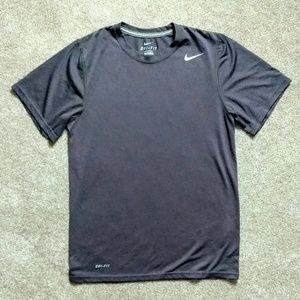 NWOT Small Dark Gray Mens Nike Dri-FIT Tee